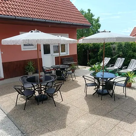 Apartment Basti *