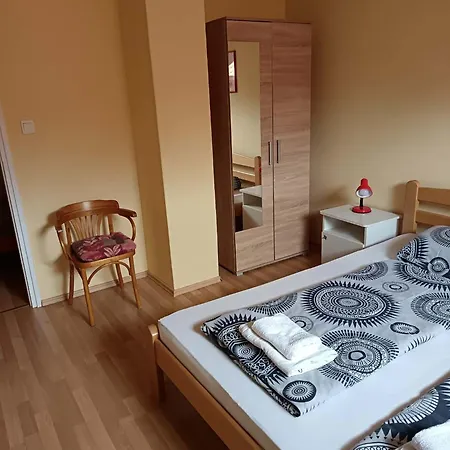 Basti Apartment Gyenesdiás